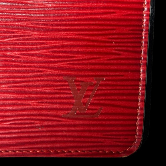 Louis Vuitton | Red Epi Leather Agenda Cover MM | Vintage Planner - Picture 2 of 16